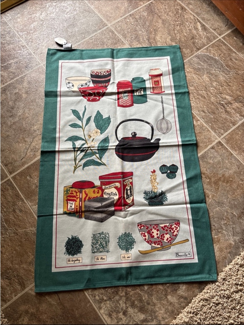 Vintage set of 2 Large Tea Towels